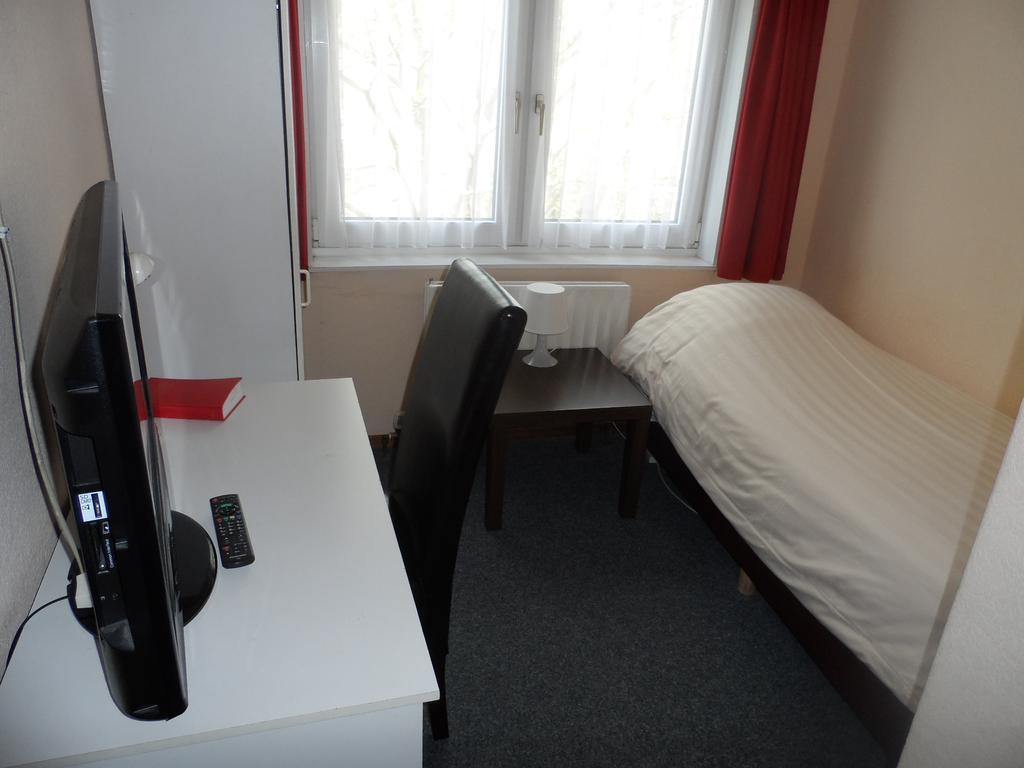 Hulsebos Hotel Zuidbroek ห้อง รูปภาพ